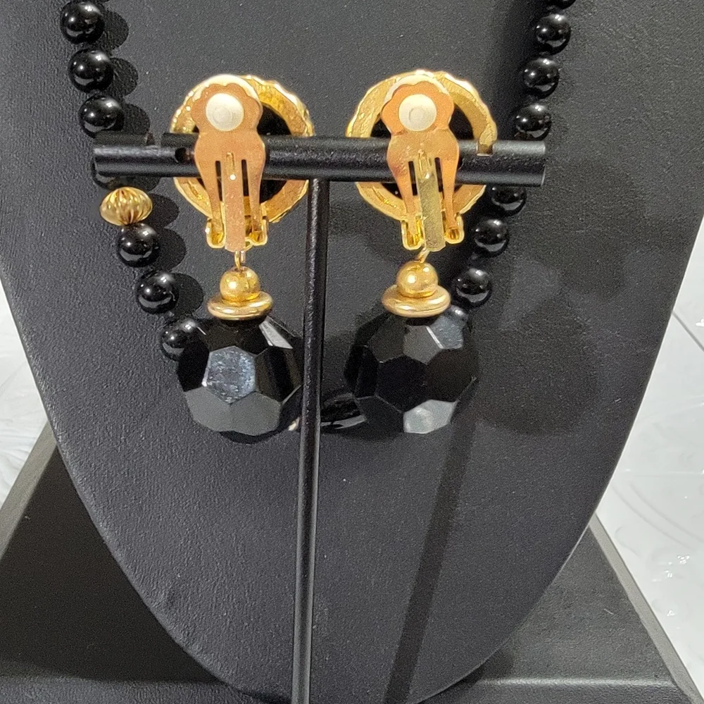 Vintage Black Glass Bead Necklace & Black Clip On Earrings Set